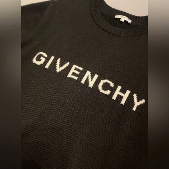 Givenchy sweater - Picture 7 of 14